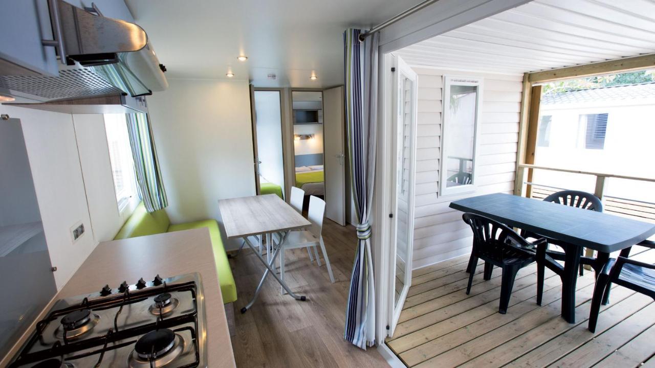 Club Vacances Bleues Domaine De Chateau Laval Gréoux-les-Bains Eksteriør billede